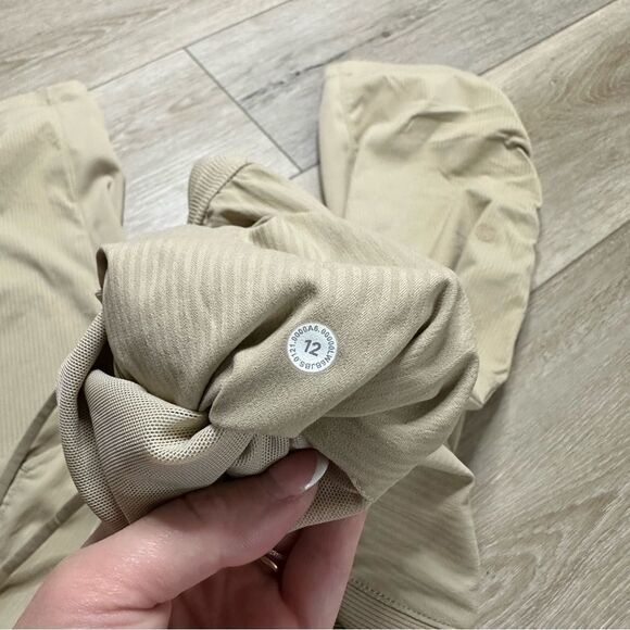 Lululemon Beyond the Studio Cropped Pants Trench‎ Tan / 12 - Picture 6 of 7